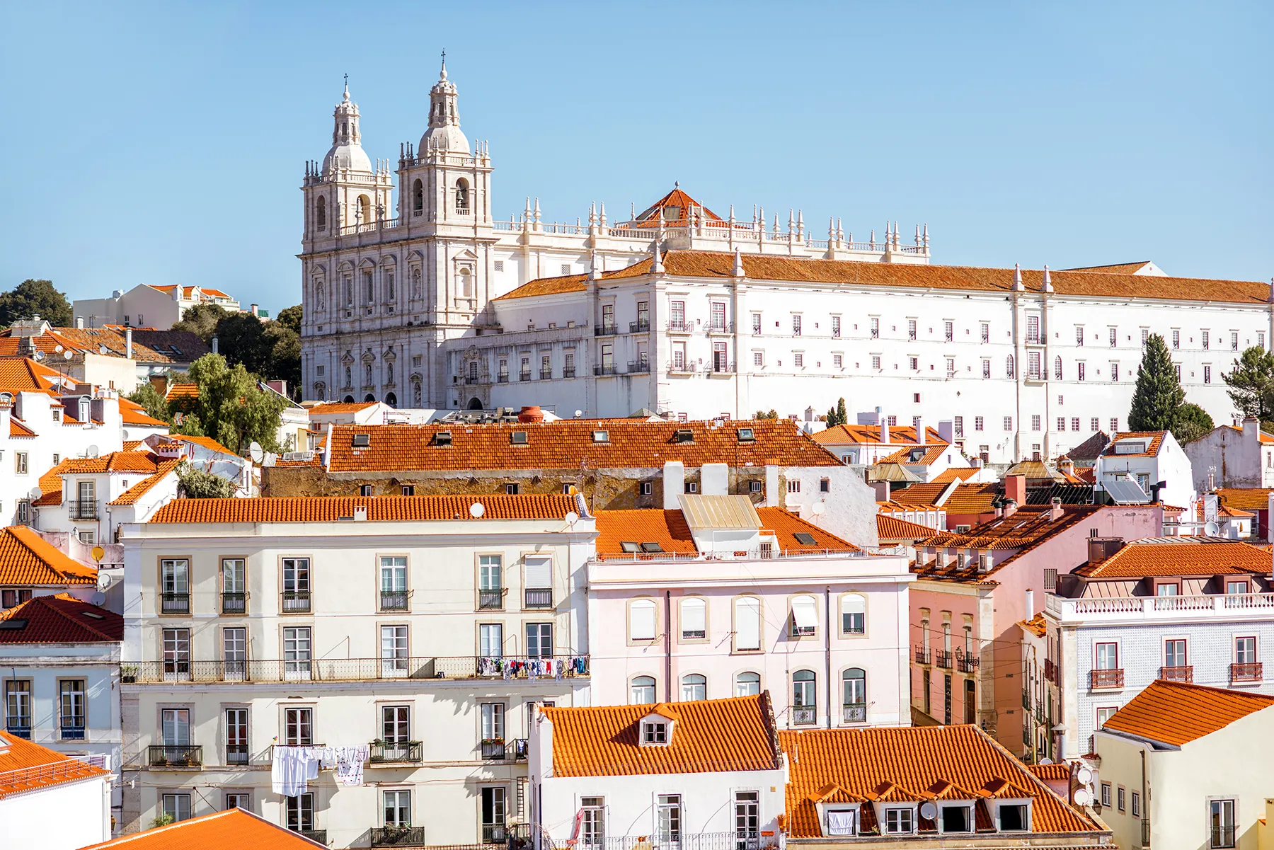 Tuk Tuk Tour Lisbon ancient heart São Vicente Church & Monastery lisbon